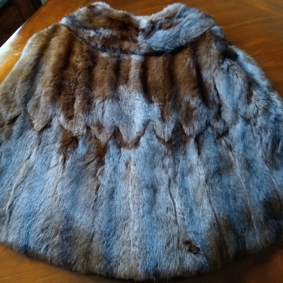 Vintage fur capelet - Picture 6 of 16